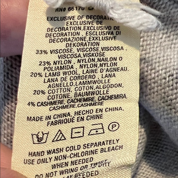 Anthropologie Floral Embroidered Sweater - Picture 8 of 8